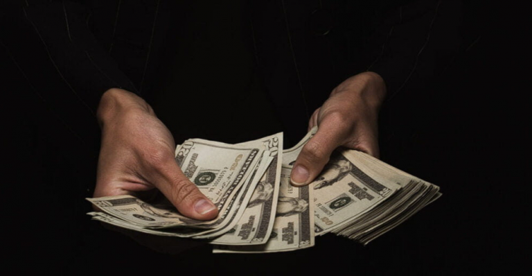 How to Manage Your Bankroll Effectively When Betting